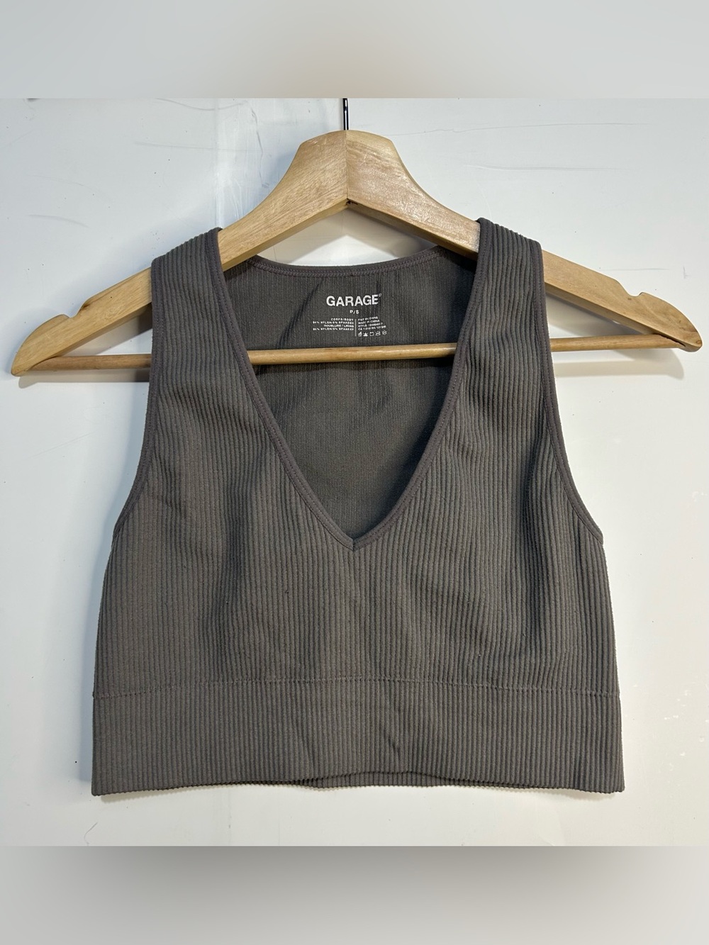5 for $25🔥Garage Ribbed Grey Sports Bra Small